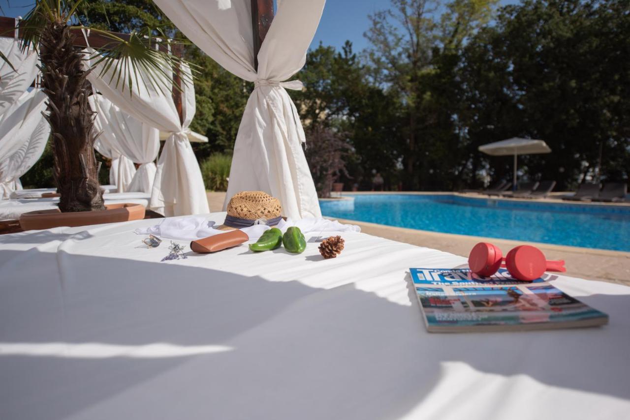 Apollo Spa Resort - Ultra All-Inclusive , Pools & Free Beach, Individual Ac In Every Room Altın Kumlar Dış mekan fotoğraf