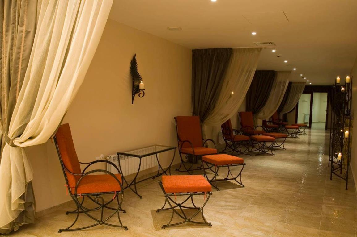 Apollo Spa Resort - Ultra All-Inclusive , Pools & Free Beach, Individual Ac In Every Room Altın Kumlar Dış mekan fotoğraf