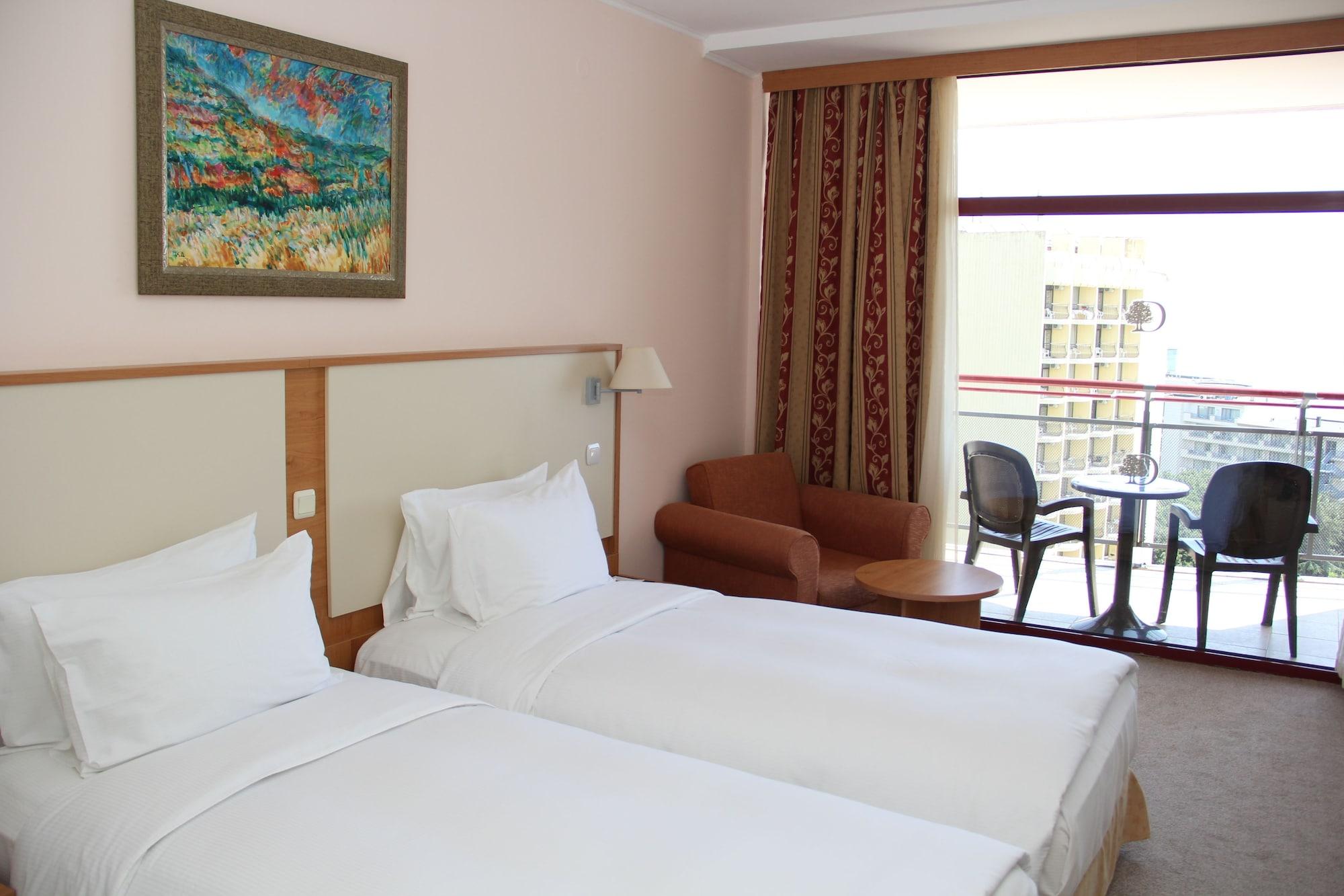 Apollo Spa Resort - Ultra All-Inclusive , Pools & Free Beach, Individual Ac In Every Room Altın Kumlar Dış mekan fotoğraf