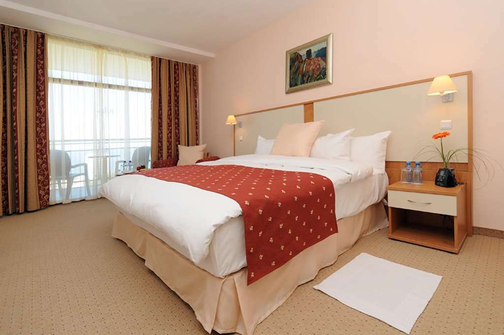 Apollo Spa Resort - Ultra All-Inclusive , Pools & Free Beach, Individual Ac In Every Room Altın Kumlar Oda fotoğraf